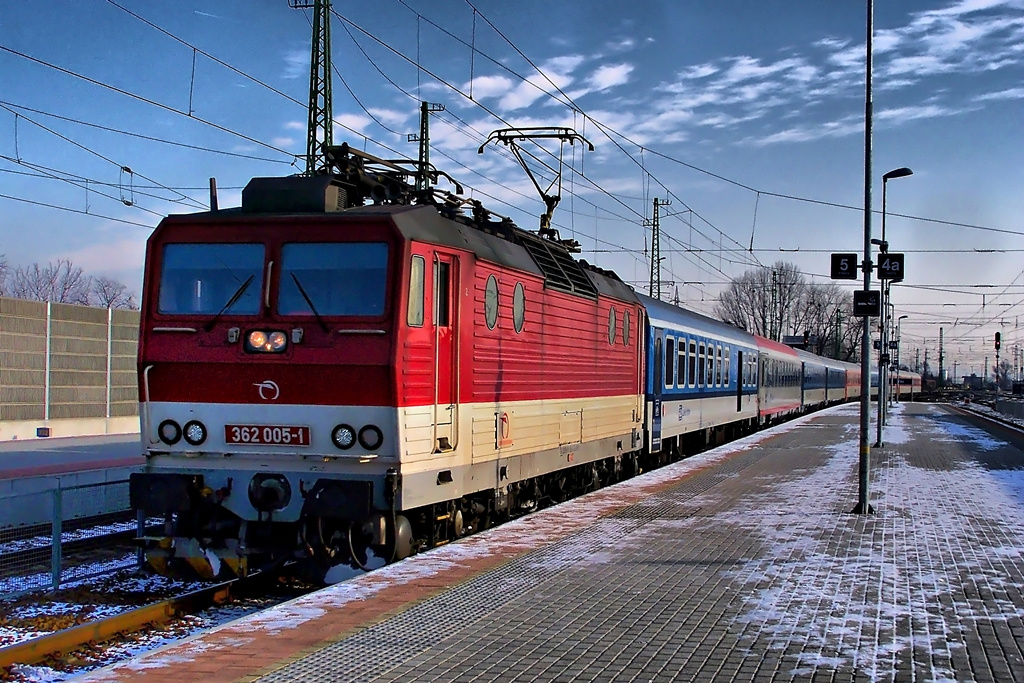 362 005 Vác (2014.12.31).