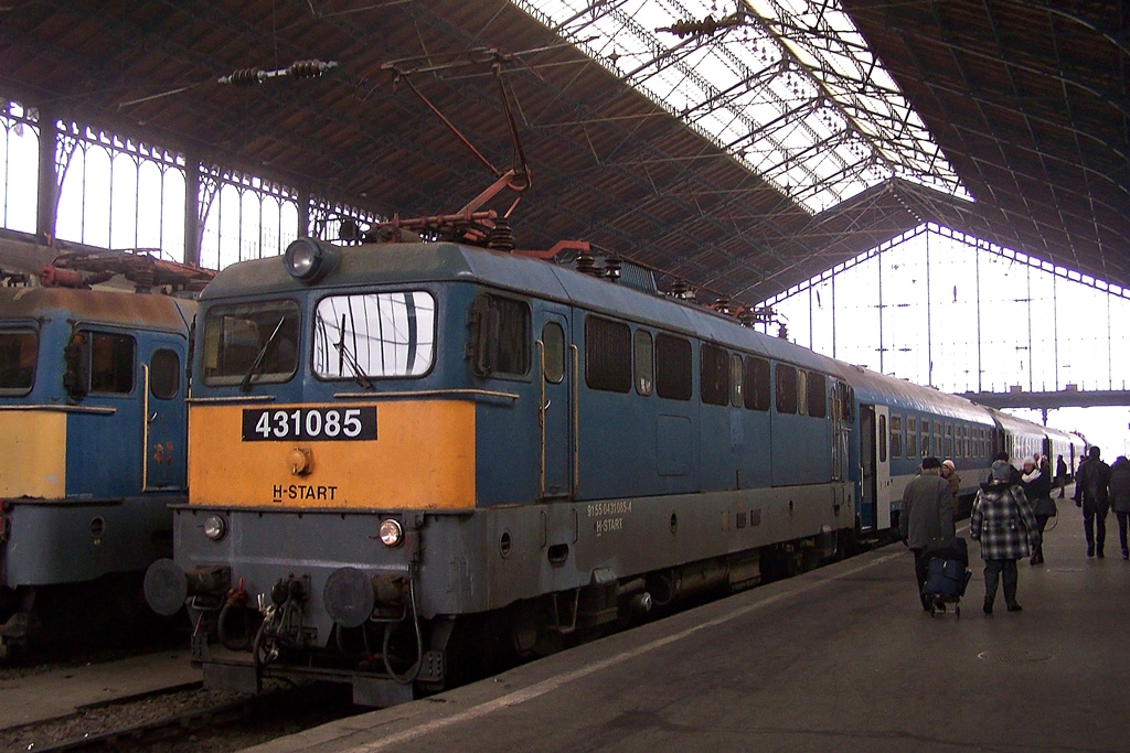 431 085 Budapest Nyugati (2015.01.02).