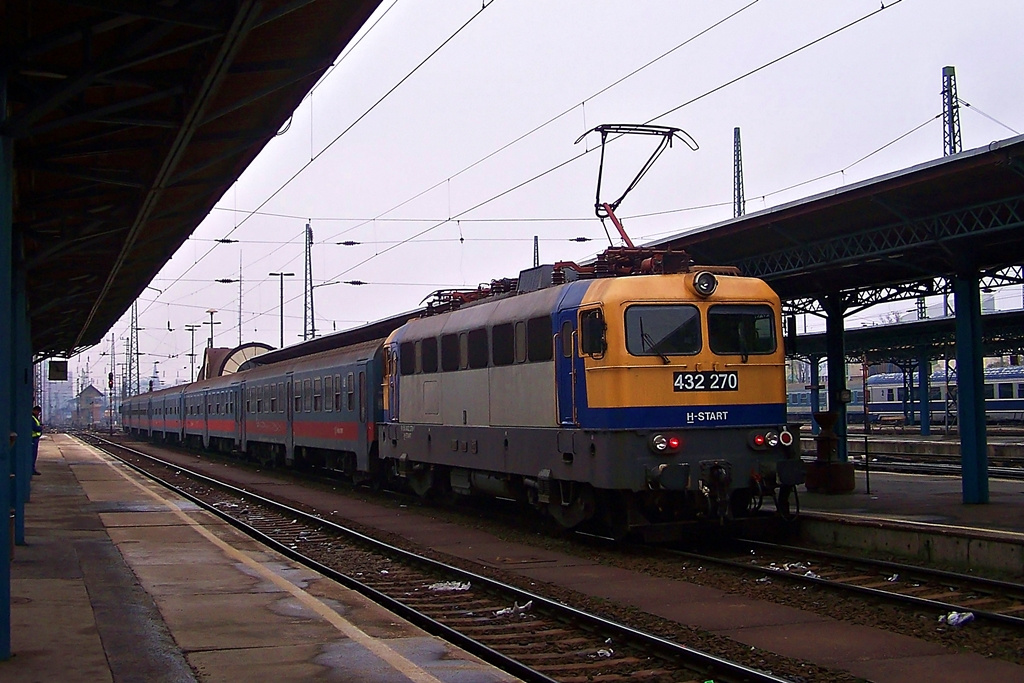 432 270 Budapest Keleti (2015.01.02).