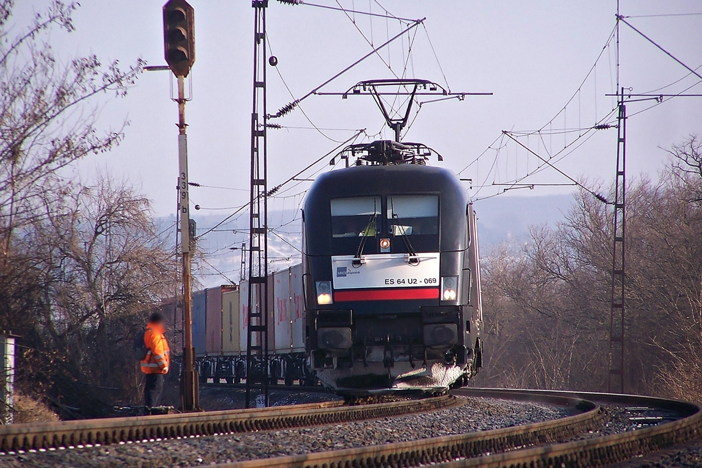 ES 64 U2 - 069 Biatorbágy (2014.12.30).