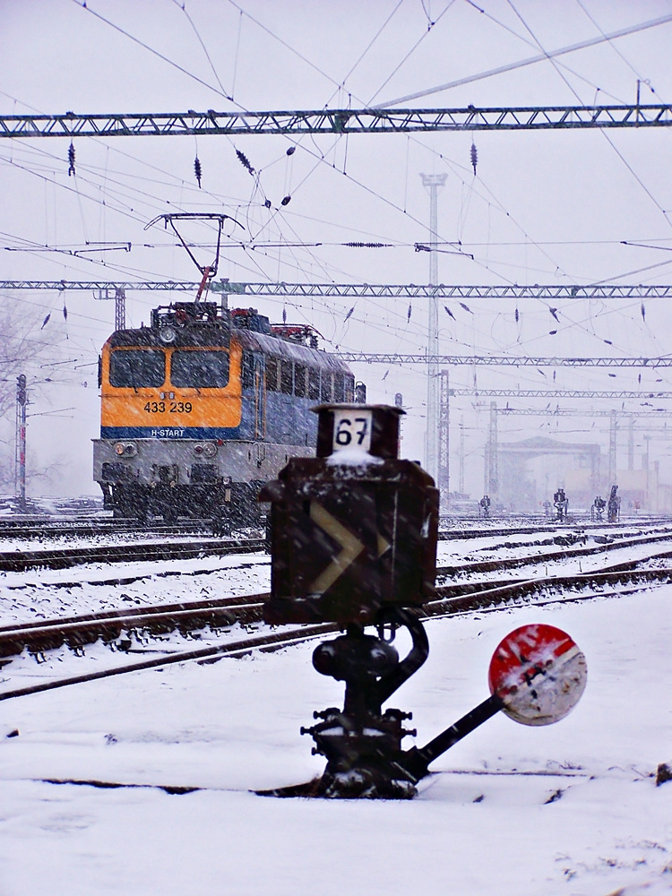 433 239 Dombóvár (2015.02.06).