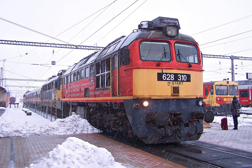 628 310 Dombóvár (2015.02.09).