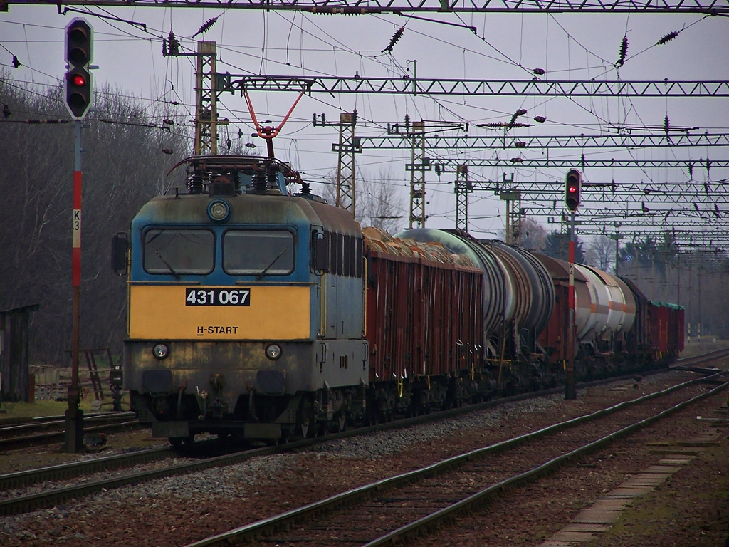 431 067 Dombóvár (2015.02.27).