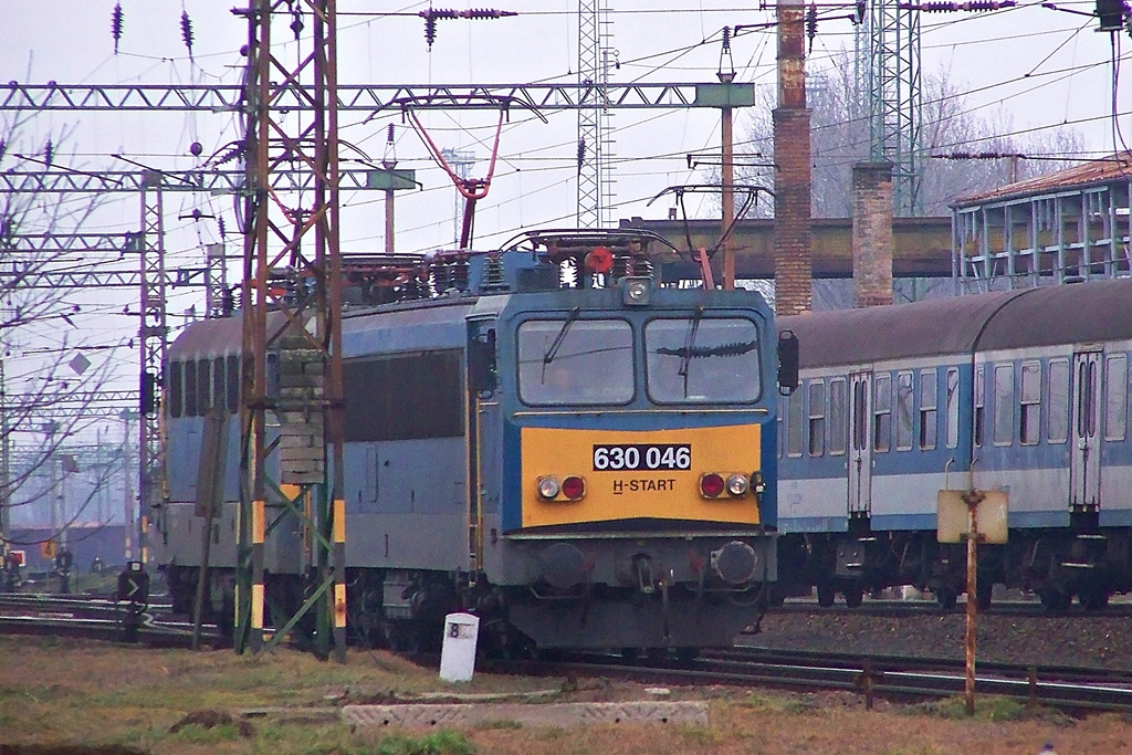 630 046 + 431 147 Dombóvár (2015.02.23)