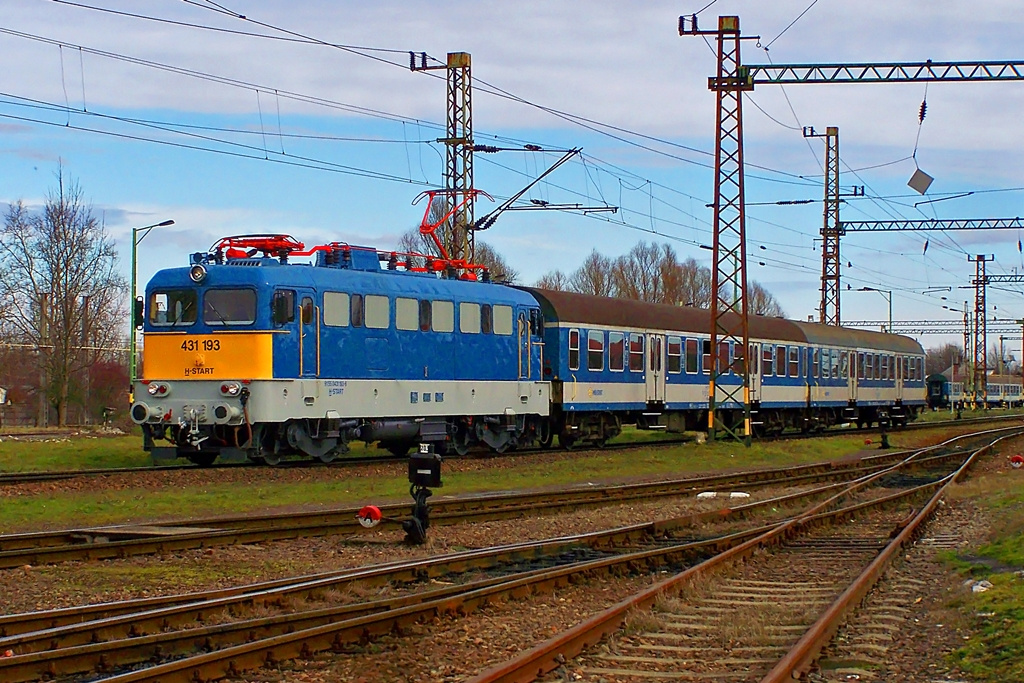 431 193 Dombóvár (2015.03.04).03