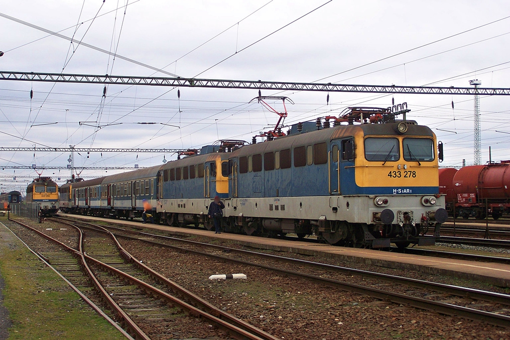 433 278 + 433 333 Dombóvár (2015.03.04)