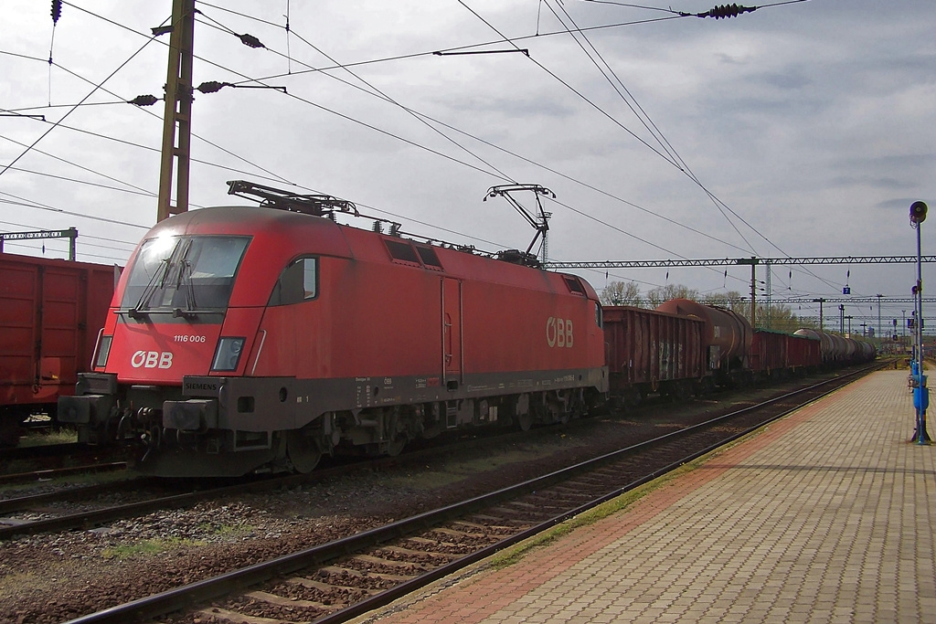 1116 006 Dombóvár (2015.04.17).