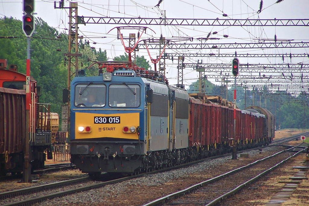 630 015 + 630 016 Dombóvár (2015.05.15).