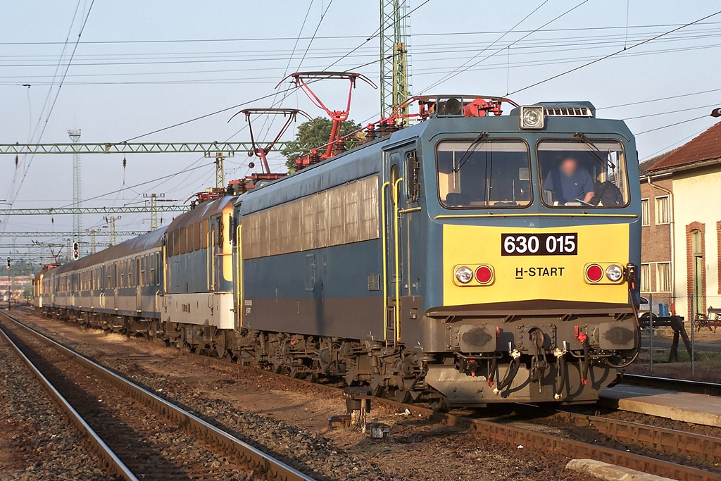 630 015 Dombóvár (2015.05.18).