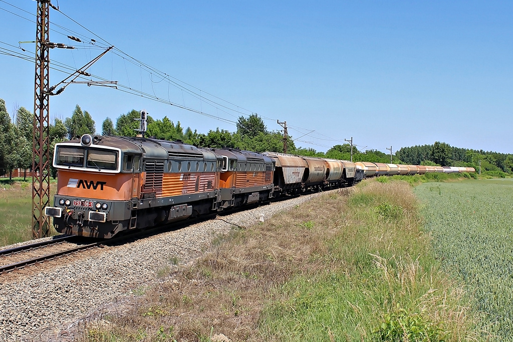 753 706 Dombóvár (2015.06.06).