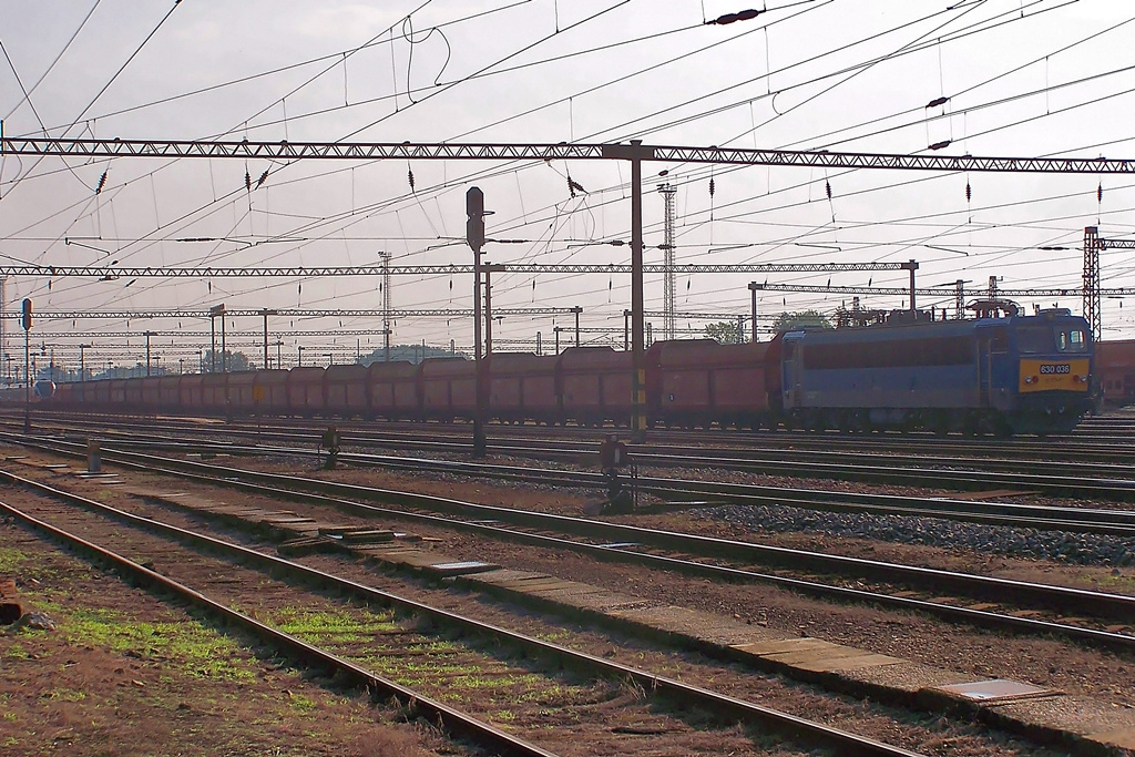 630 036 Dombóvár (2015.06.09).