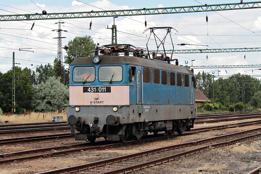 431 011 Szabadbattyán (2015.06.20).01