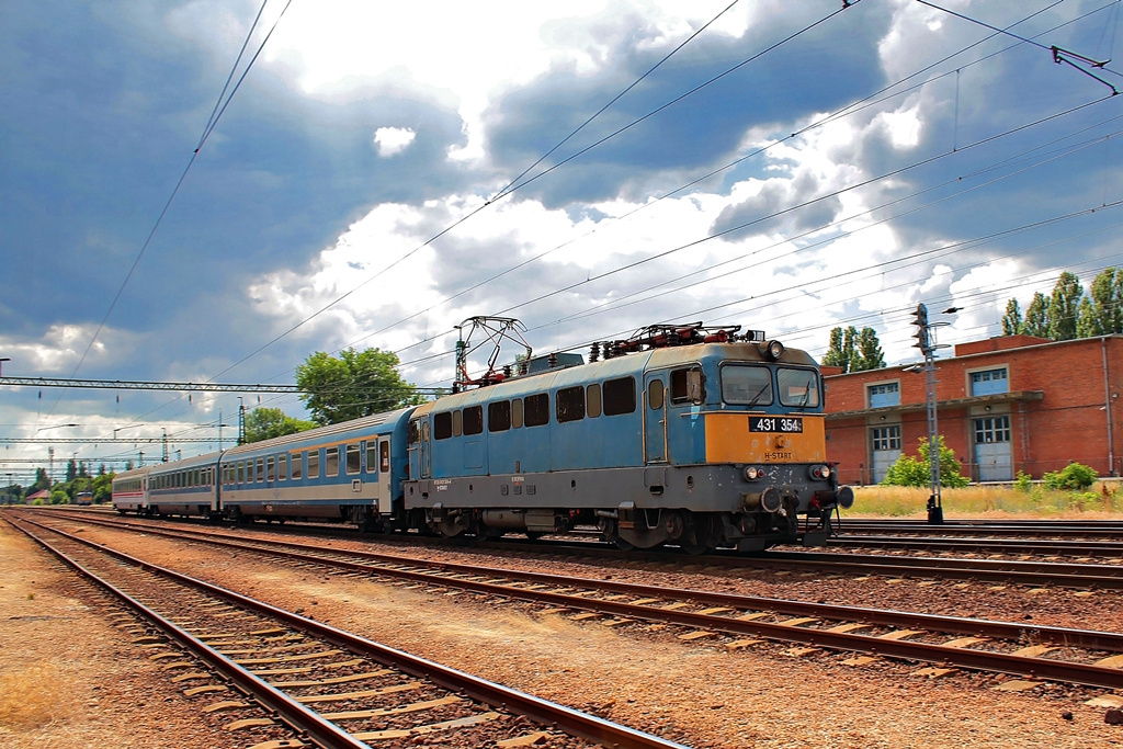 431 354 Szabadbattyán (2015.06.20).