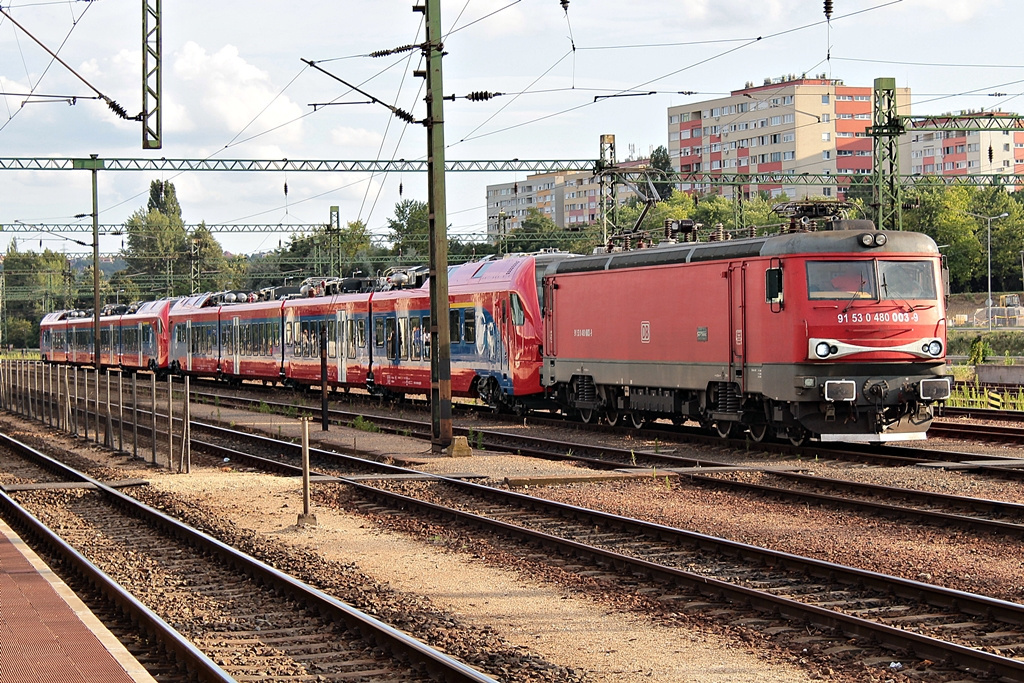 480 003 + 413 036 + 413 037 Kelenföld (2015.07.14).