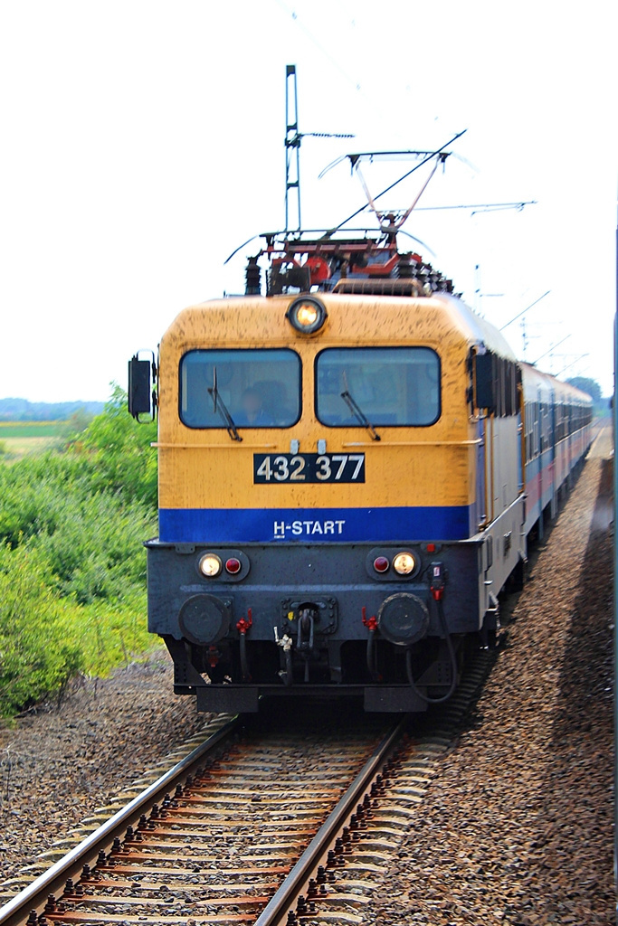 432 377 Újszász (2015.07.16).