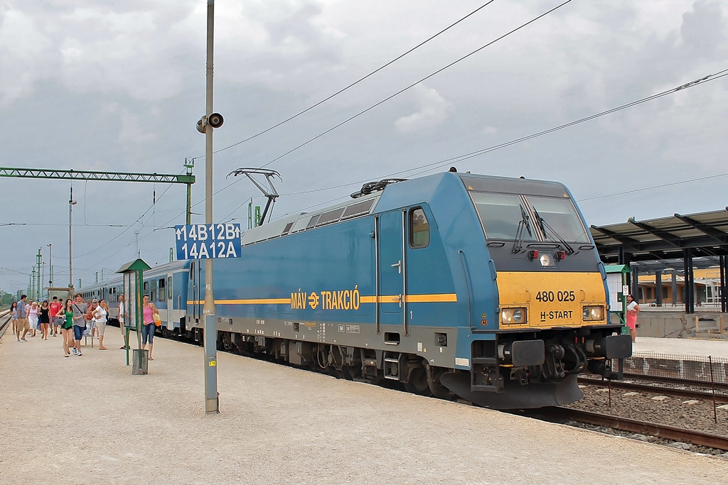 480 025 Székesfehérvár (2015.07.18).