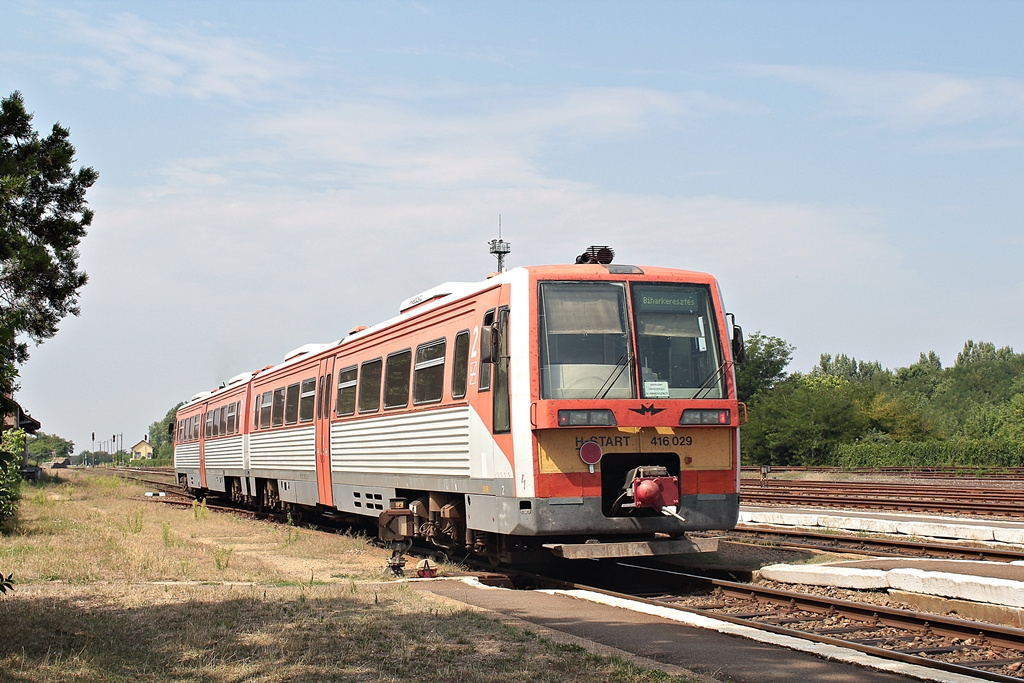 416 029 Biharkeresztes (2015.08.03).