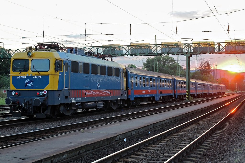 432 318 Szob (2015.08.11).