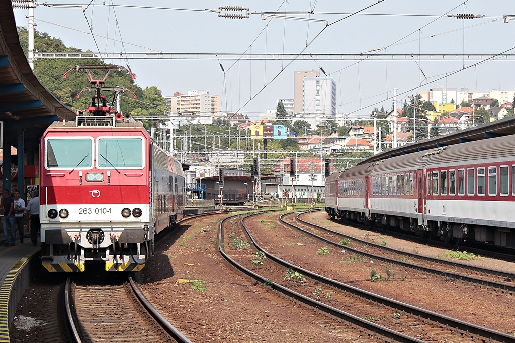 263 010 Bratislava Hlavna Stanica (2015.08.12)01