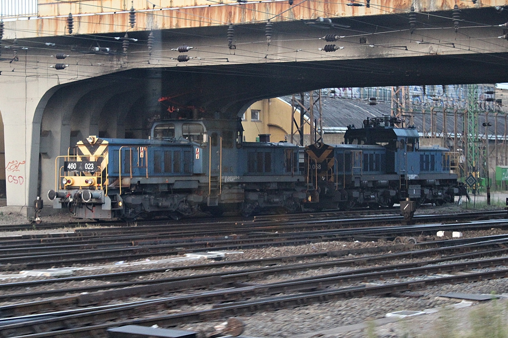 460 023 + 460 058 Budapest Nyugati (2015.08.14).