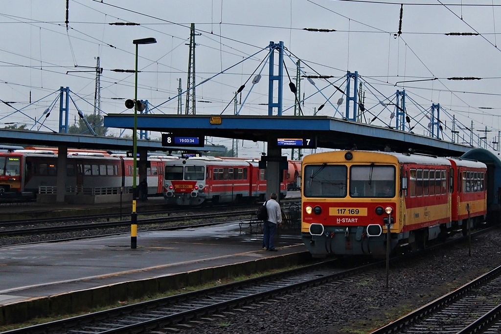 117 169 Debrecen (2015.08.21).