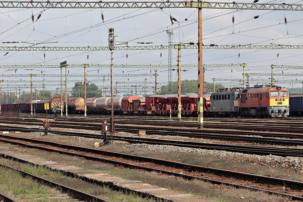 628 109 + 431 095 Dombóvár (2015.10.09)