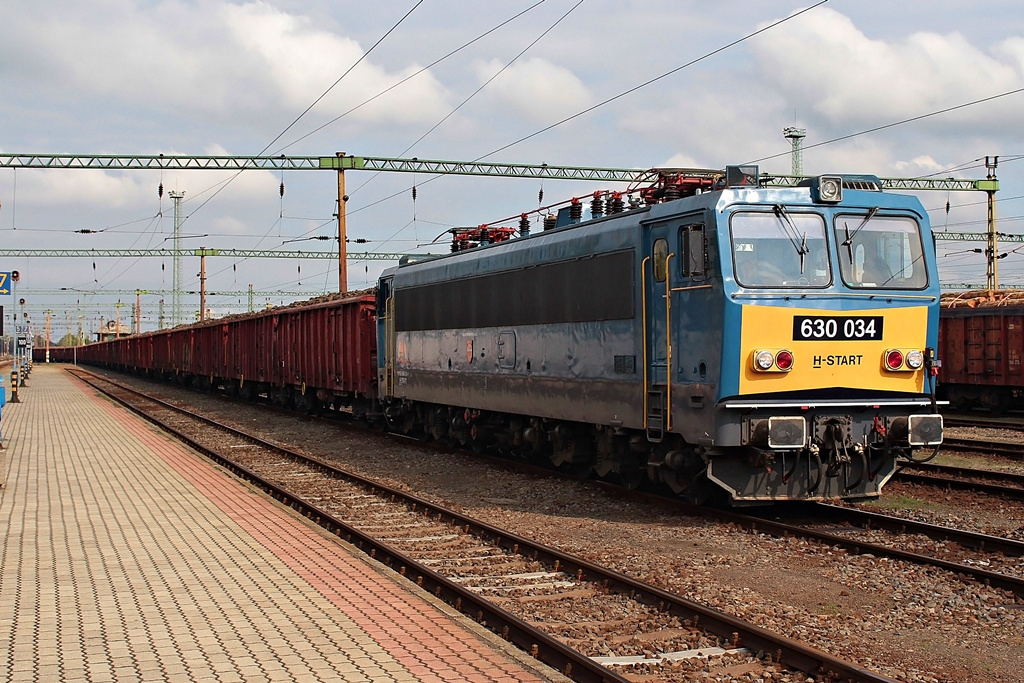 630 034 Dombóvár (2015.10.09). 01