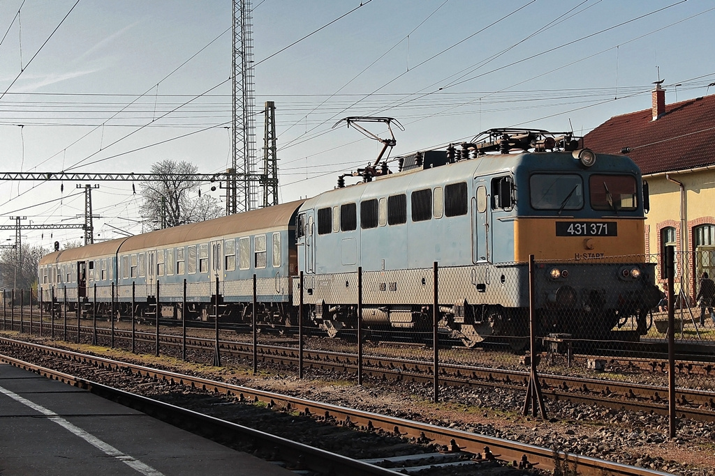 431 371 Dombóvár (2015.11.13).02