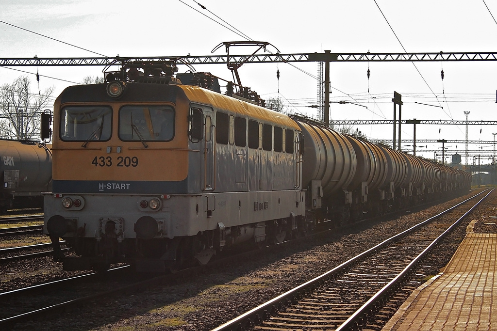 433 209 Dombóvár (2015.11.13).