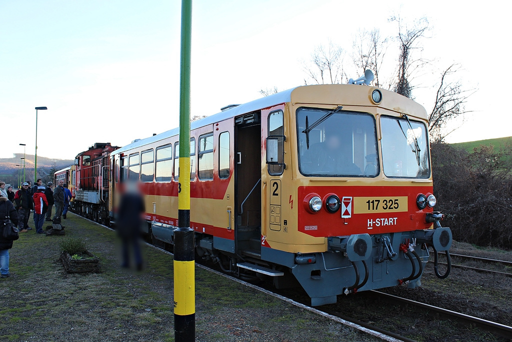 117 325 Mágocs - Alsómocsolád (2015.12.02)