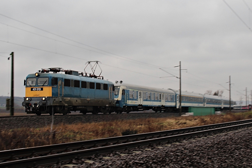 431 013 Dombóvár (2016.03.04).