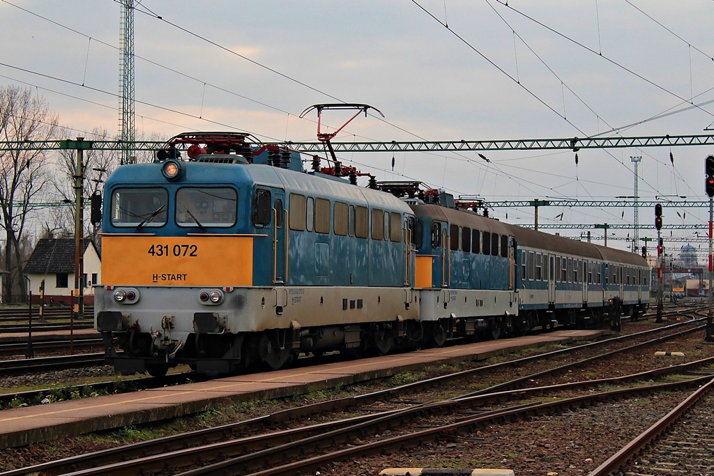 431 072 + 431 148 Dombóvár (2016.03.17).