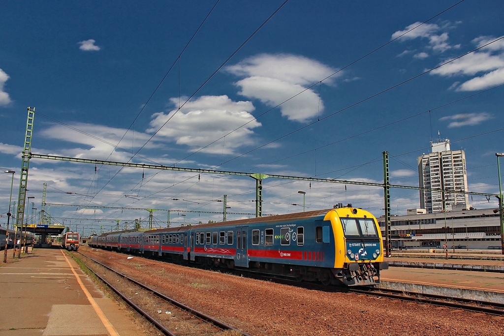 8005 414 Szolnok (2016.07.05).