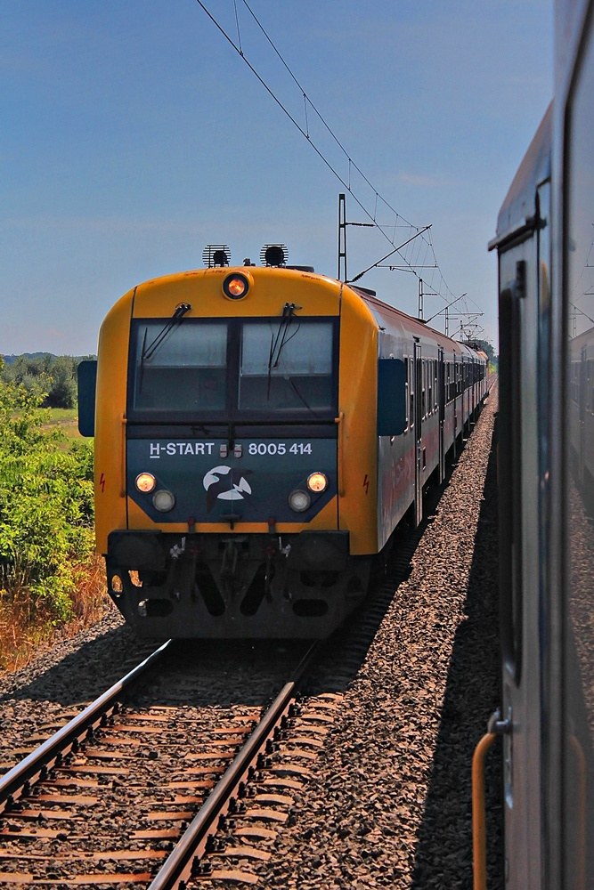 8005 414 Újszász (2016.07.05).