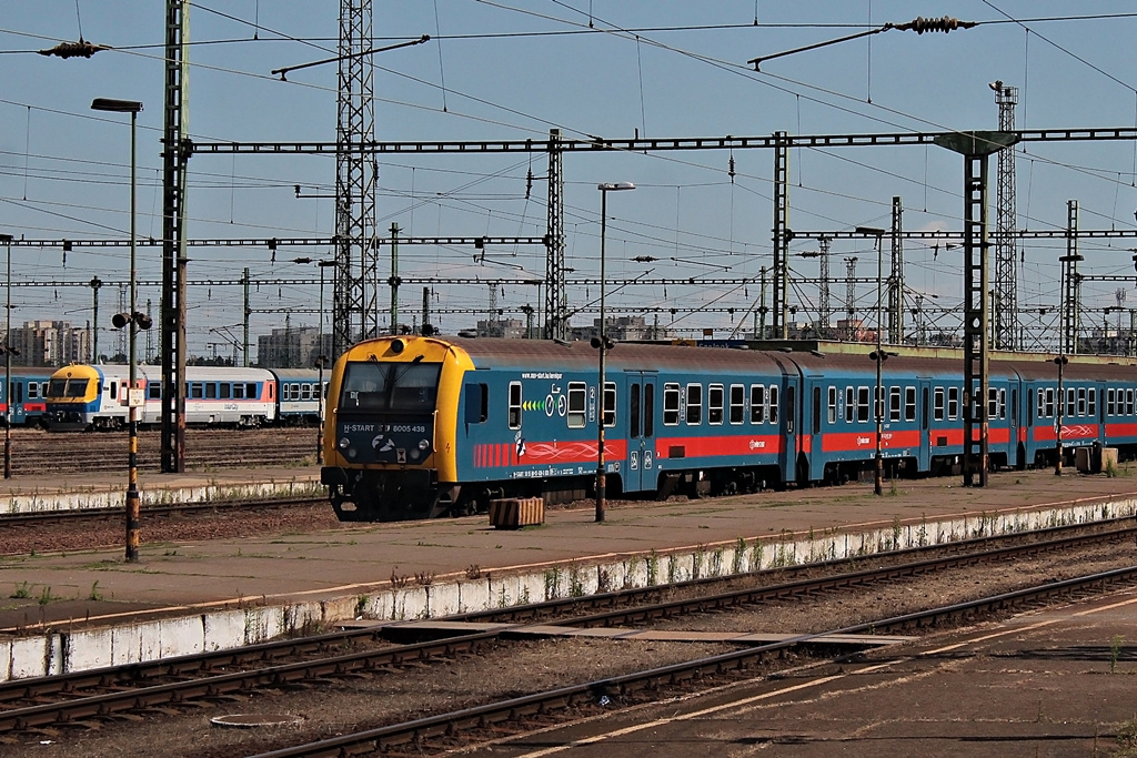 8005 438 Szolnok (2016.07.05).