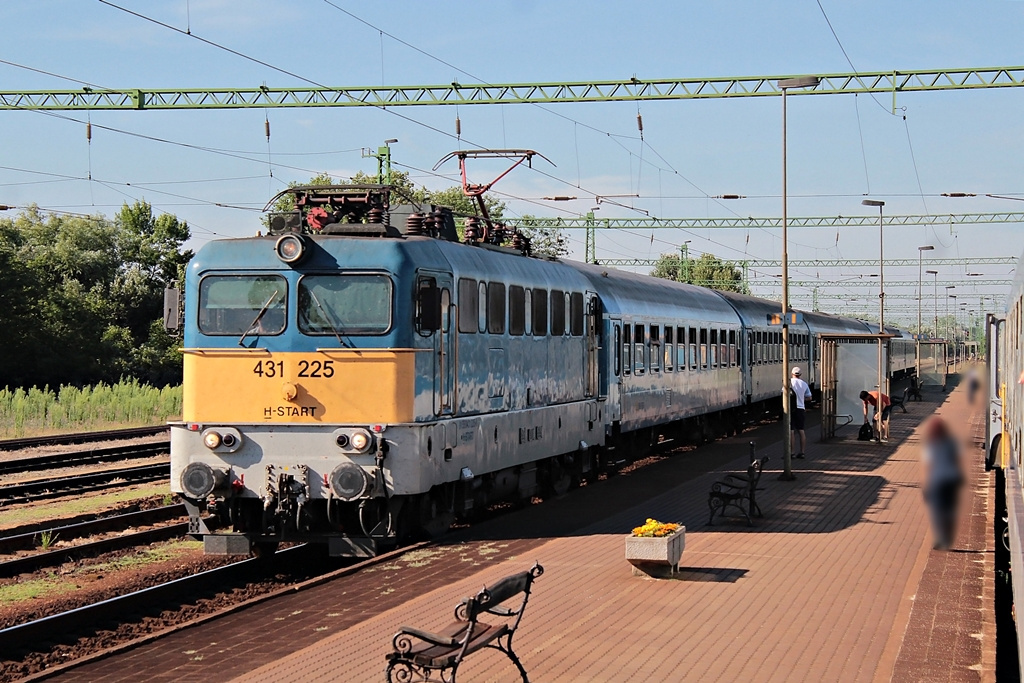 431 225 Nagykörös (2016.07.11).