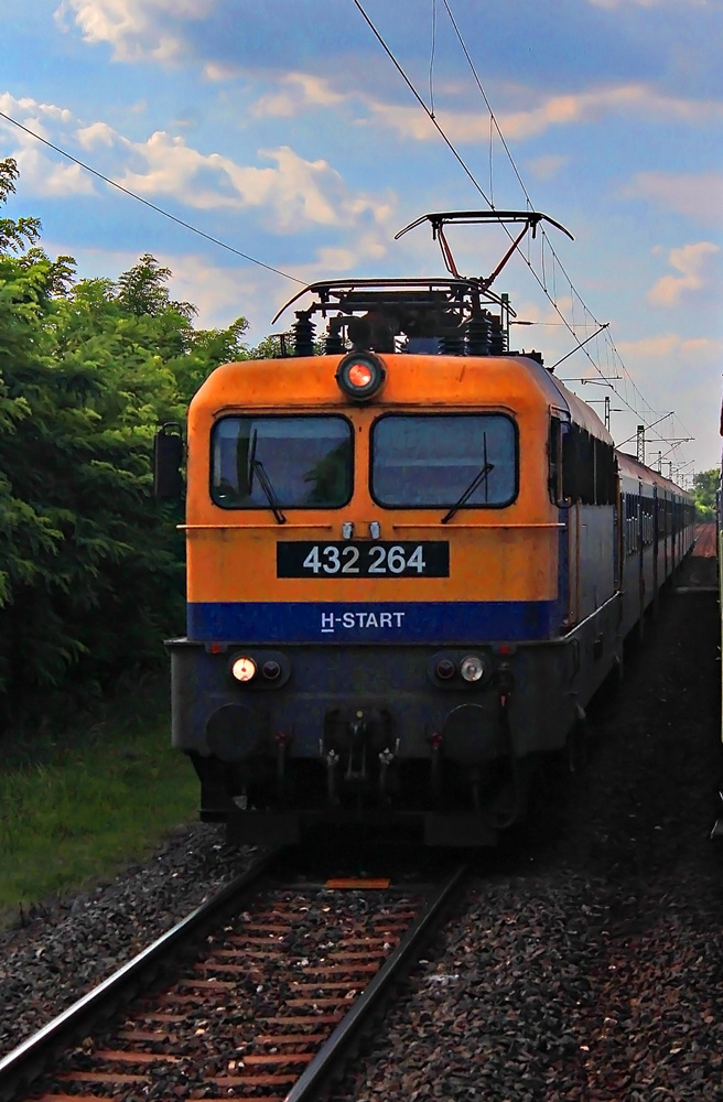 432 264 Pilis (2016.07.21).