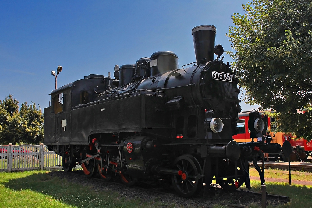 375 657 Mezőhegyes (2016.07.25).