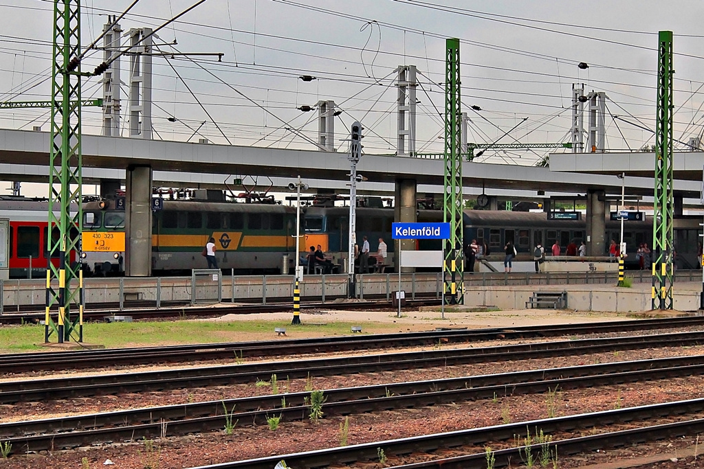 430 323 + 431 177 Kelenföld (2016.07.25).