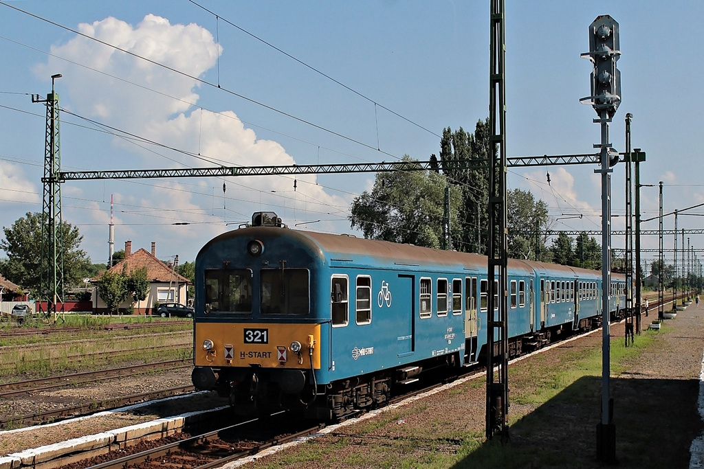 BDT - 321 Kiskörös (2016.07.27).