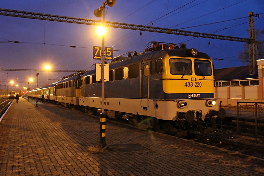 433 220 Dombóvár (2016.09.19).