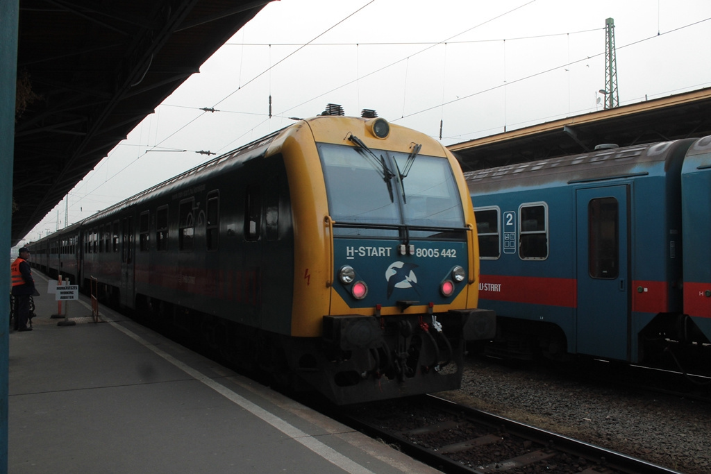 8005 442 Budapest Keleti (2016.11.10).