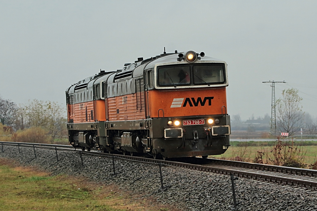 753 708+706 Alsónyék (2016.11.12).