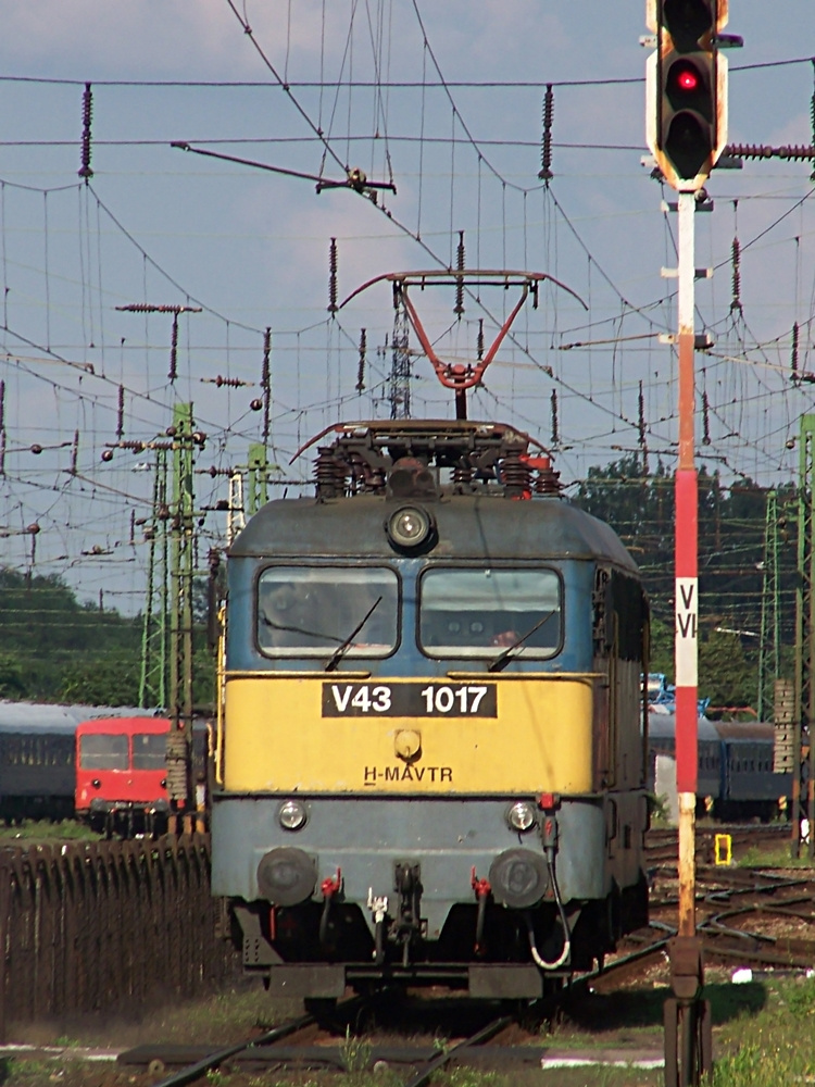 V43-1017 Miskolc Tiszai (2009.06.24).02