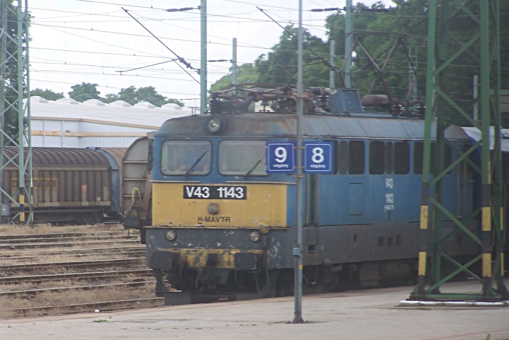 V43-1143 Nyíregyháza (2009.06.24).