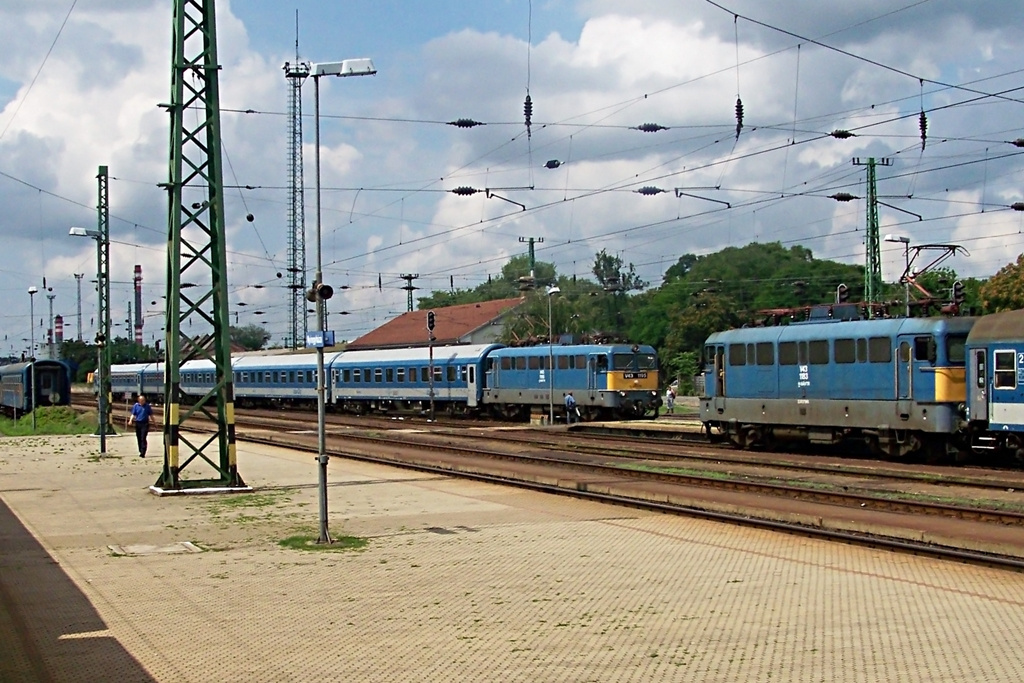 V43-1195 Nyíregyháza (2009.06.24)