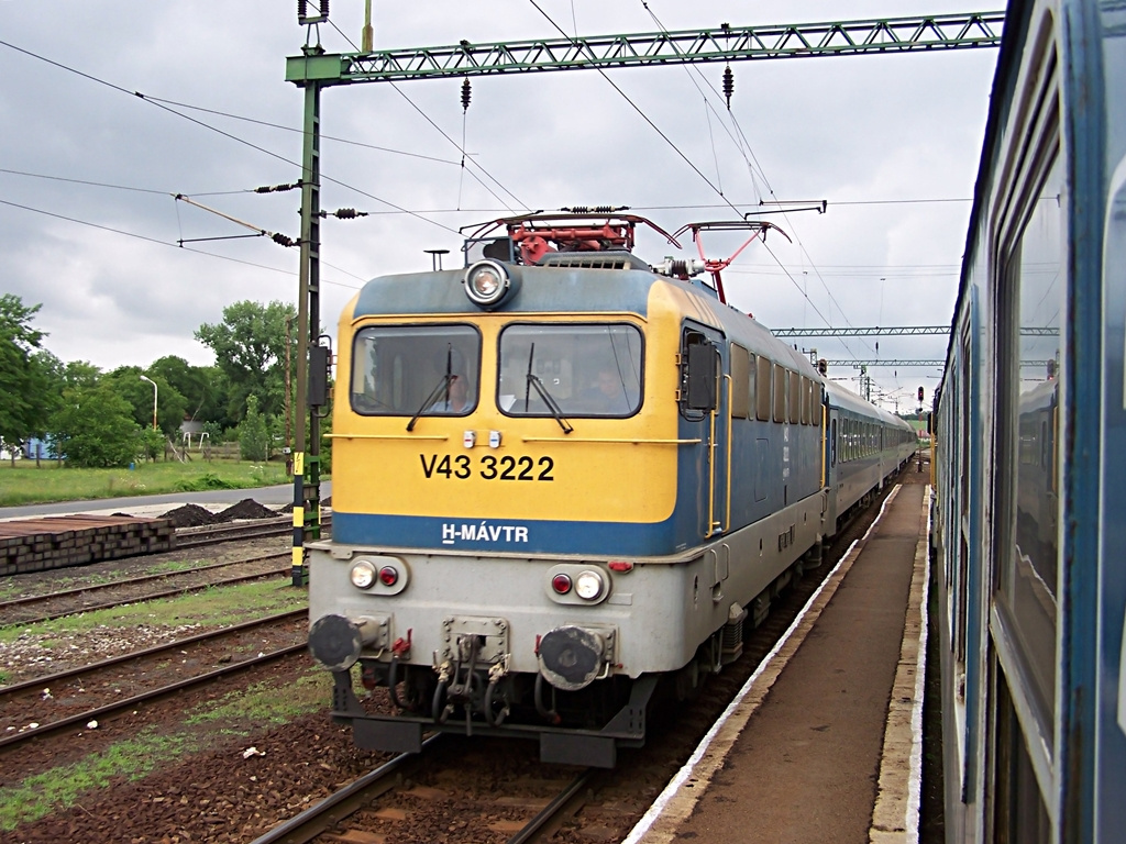 V43-3222 Simontornya (2009.06.23).