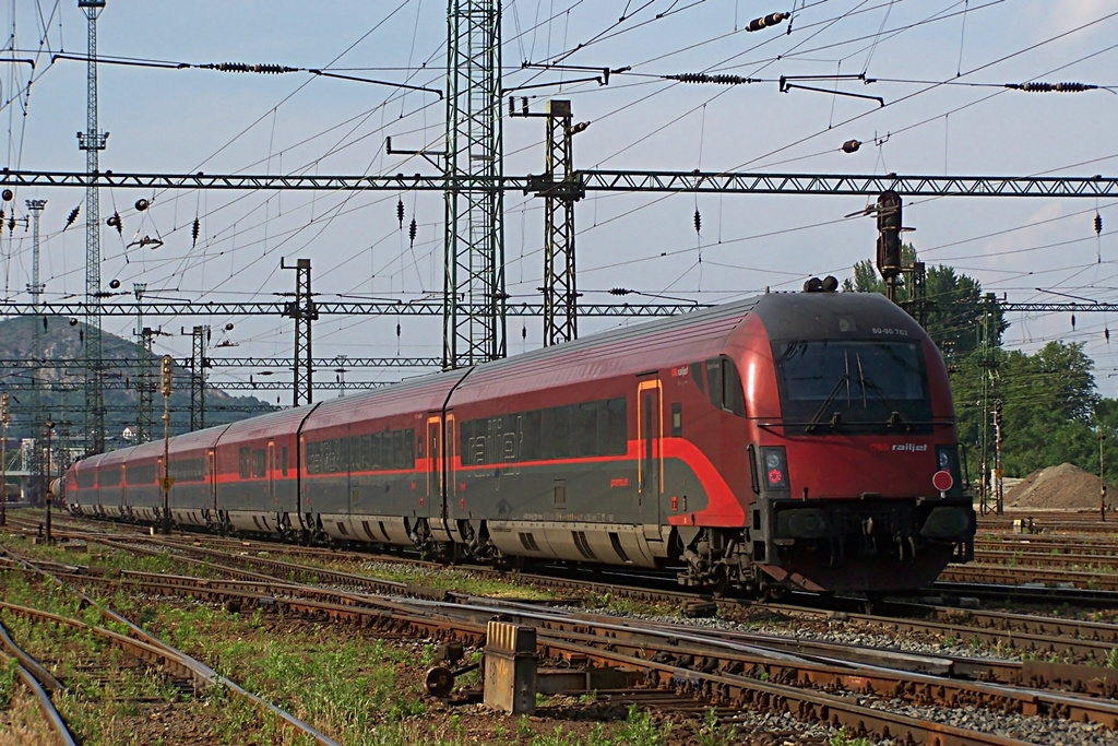 8090 702 Kelenföld (2011.06.11).