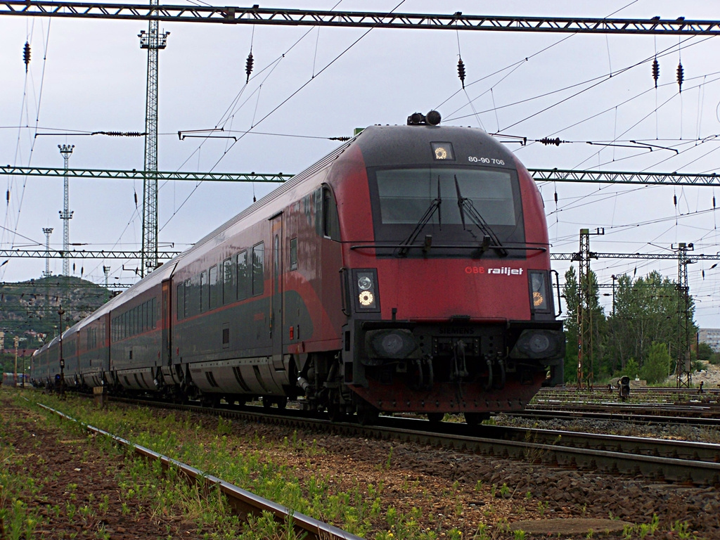 8090 706 Kelenföld (2011.06.19) (2)