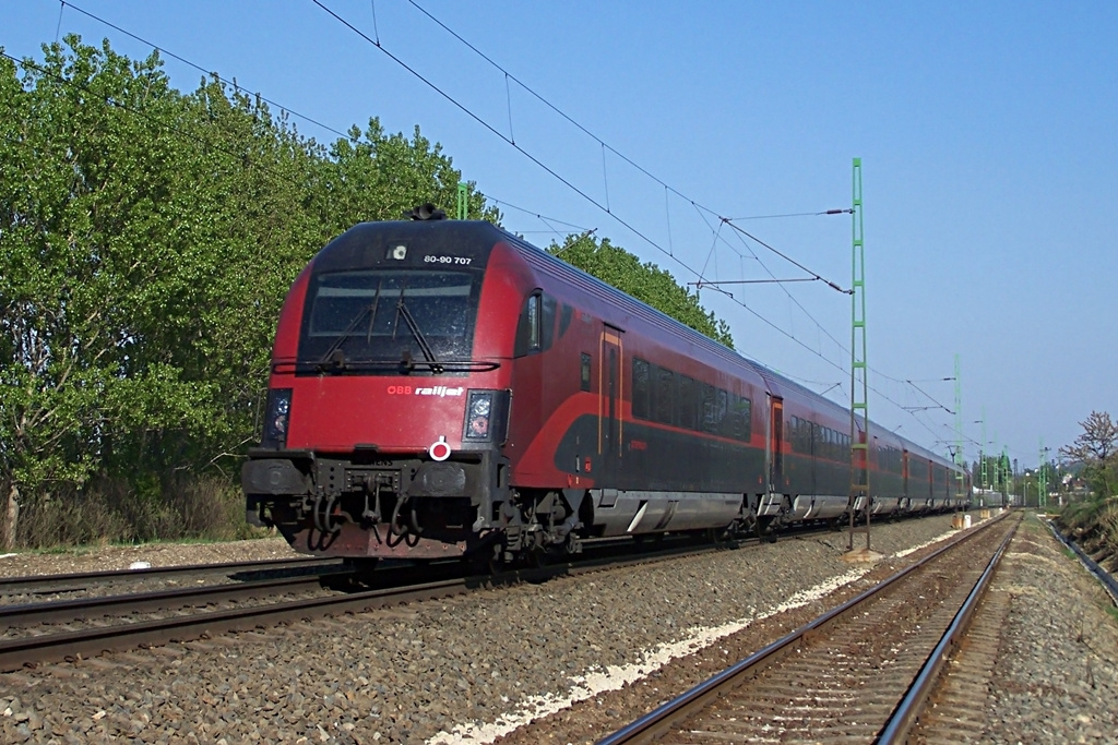 8090 707 Budaörs (2011.04.21).